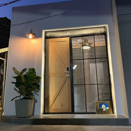 阡陌-浴缸在客廳民宿 Tainan Luaran gambar